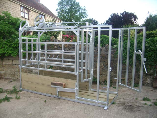 Cattle Handling Crush